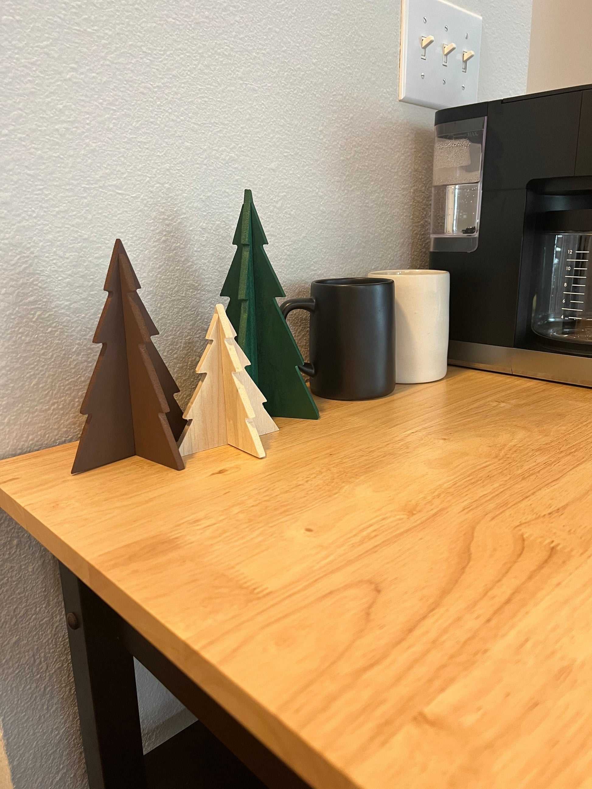 Wood Christmas Trees, Finished and DIY!