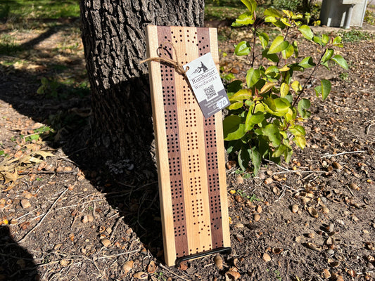 Maple and Walnut Cribbage Board